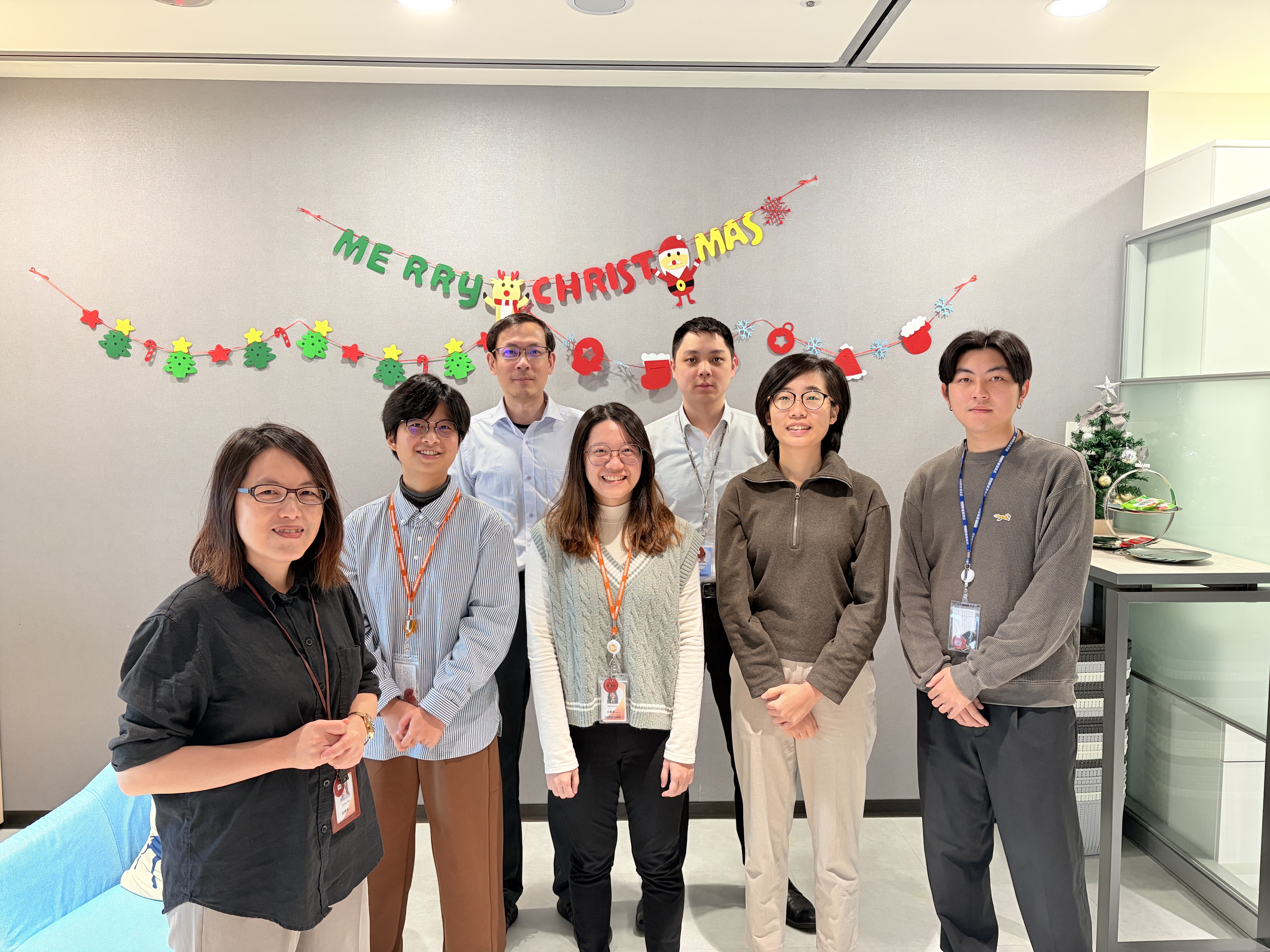 InsAI + LLM 專案服務團隊