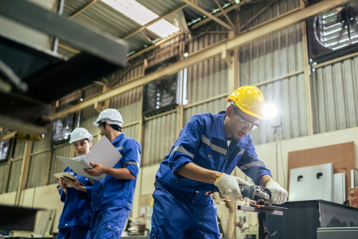 og data driven strategy response to uncertainty