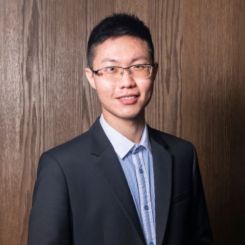 郭俐佳叡揚資訊資安事業處副處長兼任專業講師