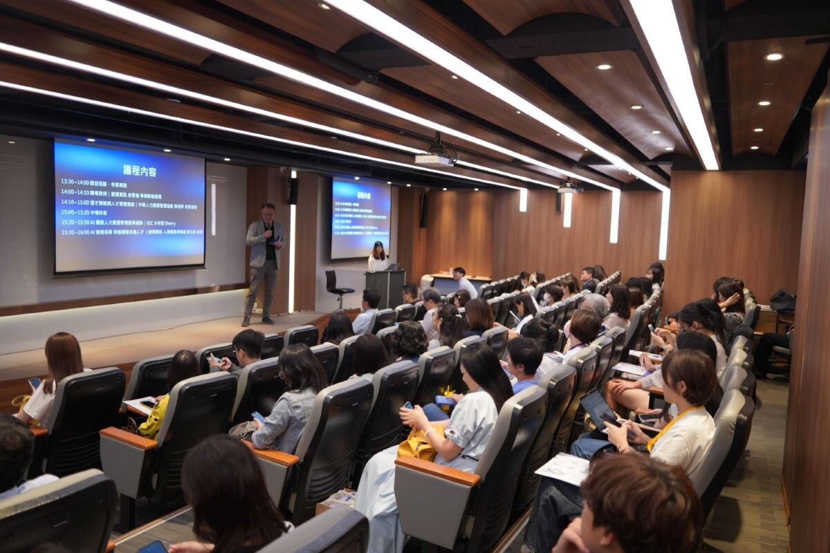 現場聚集眾多企業先進與人資主管，共同交流最新趨勢